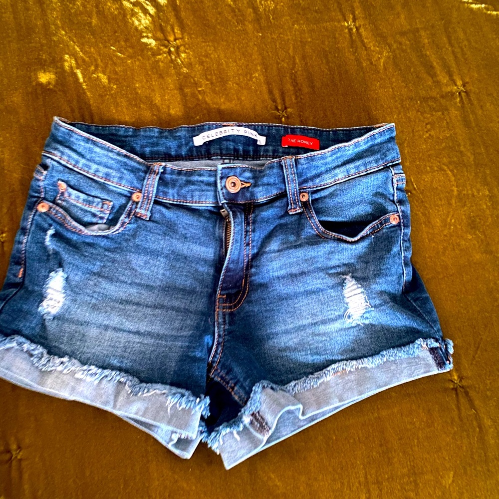 Cropped shorts
